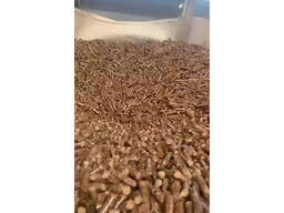 Europe Wood Pellets DIN PLUS / ENplus-A1 Wood Pellets