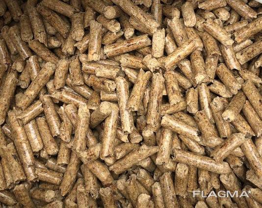 Wooden heating pellets